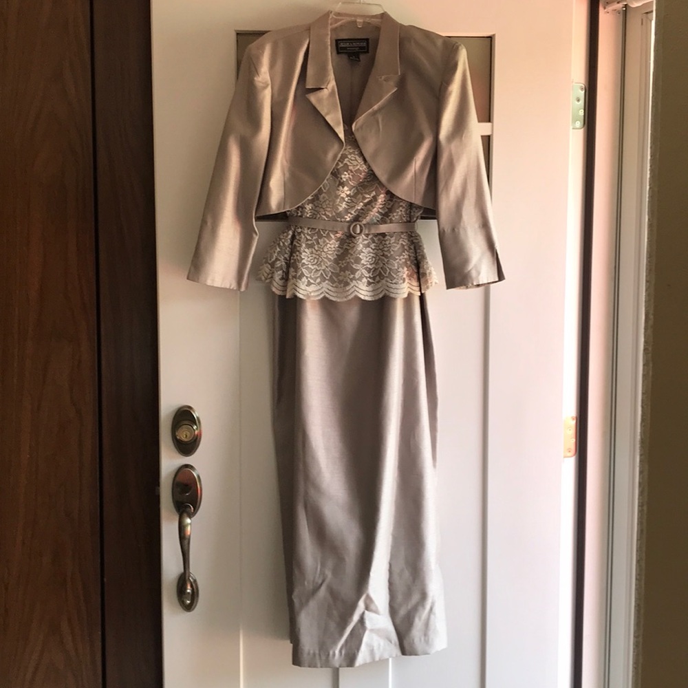 Mother of the Bride Silver dress with lace